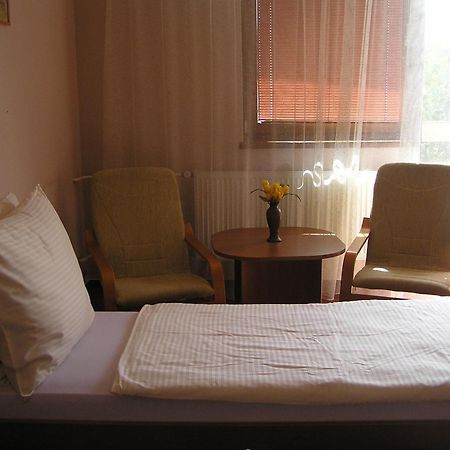 Hotel Slnecny Dvor Michalovce Rom bilde