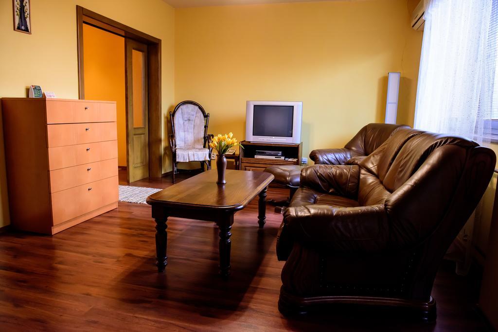 Hotel Slnecny Dvor Michalovce Rom bilde