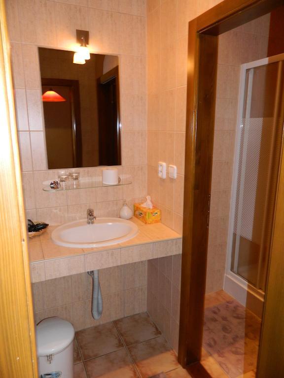 Hotel Slnecny Dvor Michalovce Rom bilde